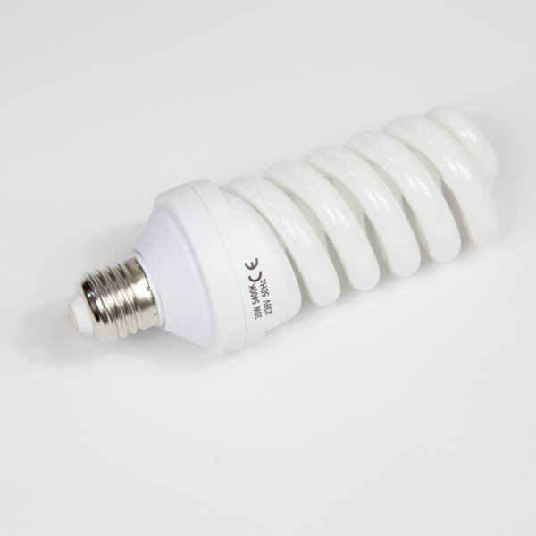 Low energy E27 spiral bulb for continuous lighting