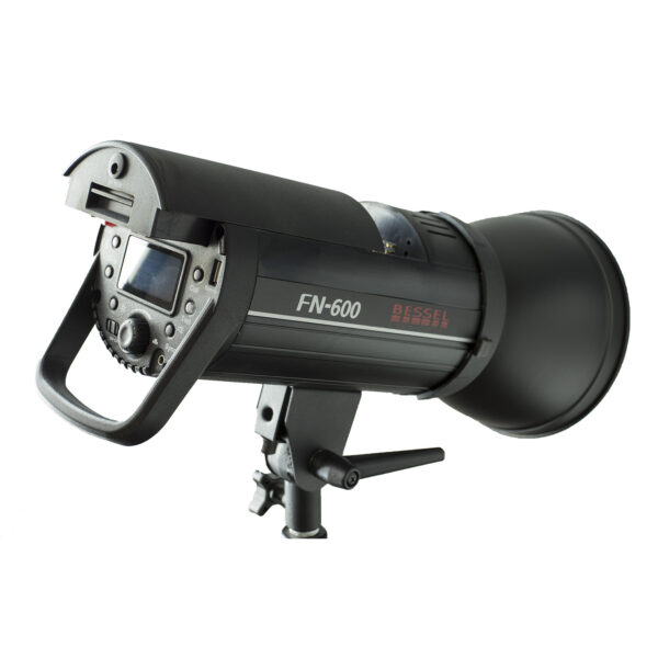 FN600 Portable High Speed Studio (600W/s)
